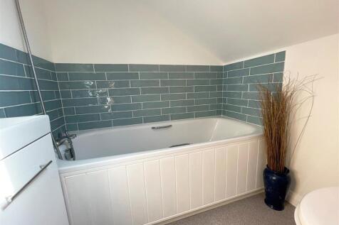 First Floor Bathroom.jpg