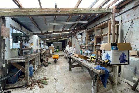 Garage Workshop 1.jpg