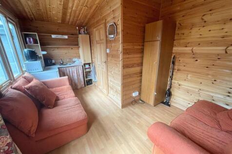 Chalet.jpg