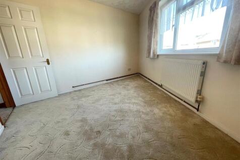 Bedroom 2.jpg
