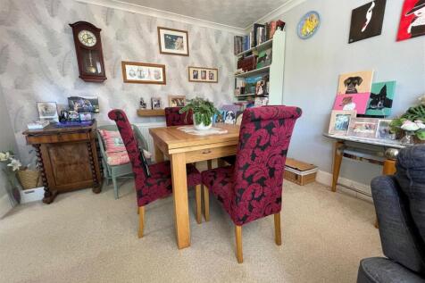 Dining Room.jpg