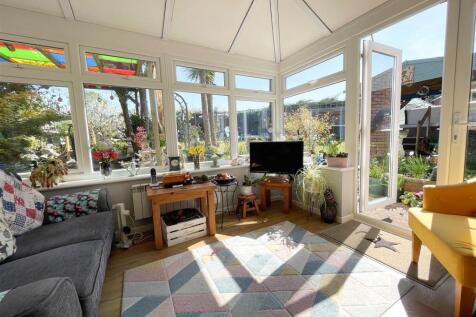 Conservatory 1.jpg