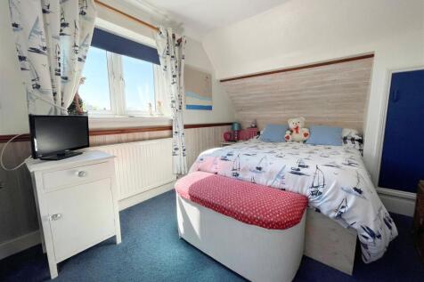 Bedroom 3.jpg