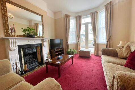 Sitting Room.jpg