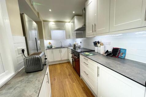 Kitchen.jpg