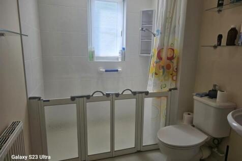 WET ROOM