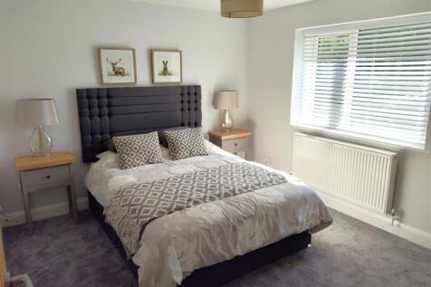 bed2.jpg