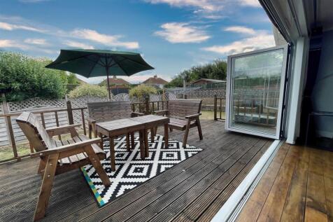 Decking 1.jpg