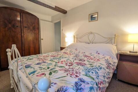 First floor double with ensuite.jpg