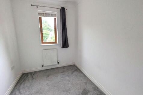 Single Bedroom 2