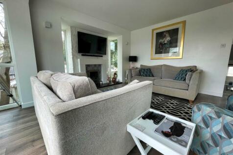 Sitting Room 2.jpg