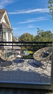 Balcony 1.jpg