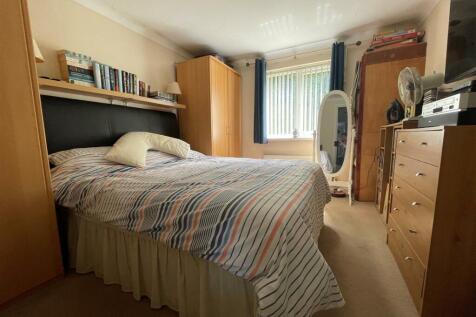 Bedroom 2.jpg