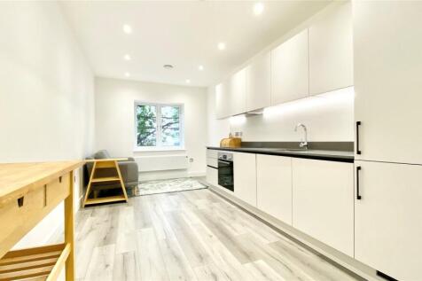 Kitchen/Living Area