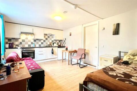 Kitchen/Living Room