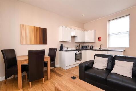 Living/Dining Area
