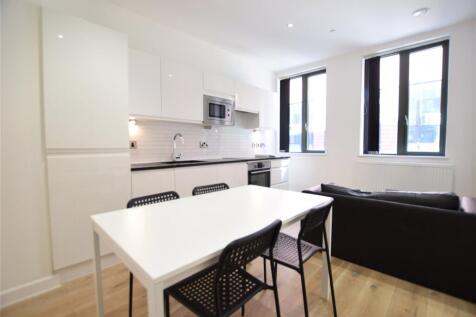Living/Dining Area