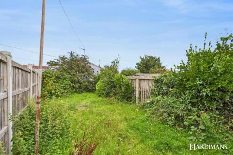 CAM03635G0-PR0106-STILL008.jpg