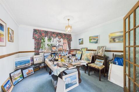 CAM03635G0-PR0110-STILL014.jpg