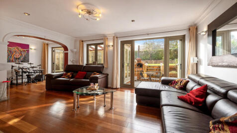 Property Image 6