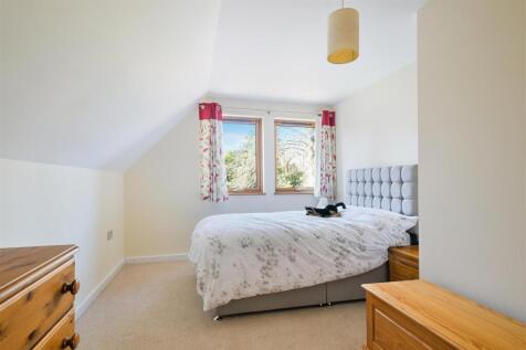 HOLLY HOUSE- (22).jpg