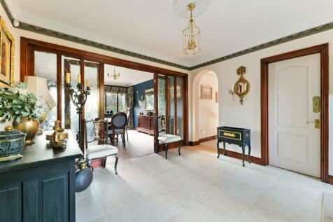 ACORN GROVE, 9 INTERNALS- (13).jpg