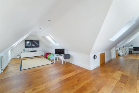 CEDAR WALK, 13B, RUFFETT WOOD HOUSE  (25).jpg