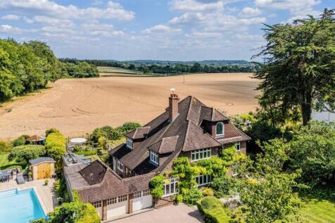PEBBLECOMBE LEA DRONE  (4).jpg