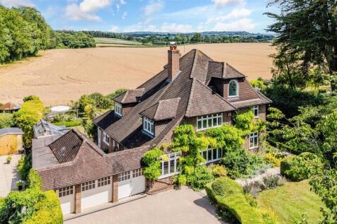 PEBBLECOMBE LEA DRONE  (6).jpg