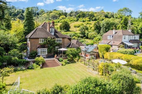 PEBBLECOMBE LEA DRONE  (8).jpg