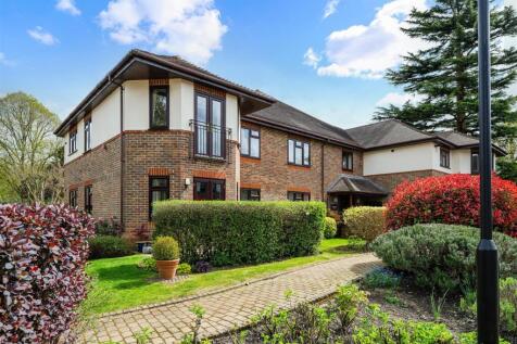 PETERSMEAD CLOSE, 16 (12).jpg