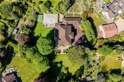 WHISTLER HOUSE DRONE  (7).jpg
