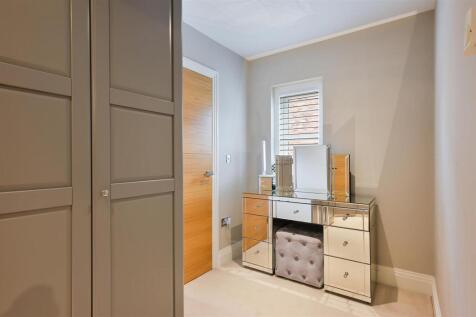 HIGH OAKS CLOSE, 6- (12).jpg