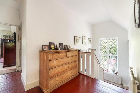 WHITE COTTAGE (18).jpg