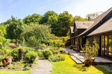 Edes Barn-2.jpg
