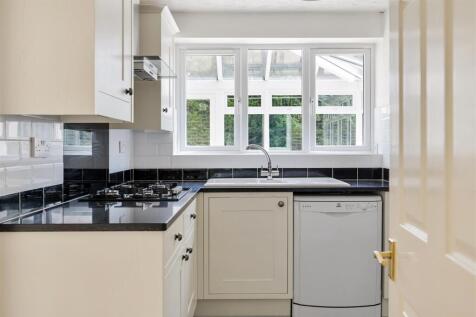 LINDEN CLOSE, 3  (29).jpg