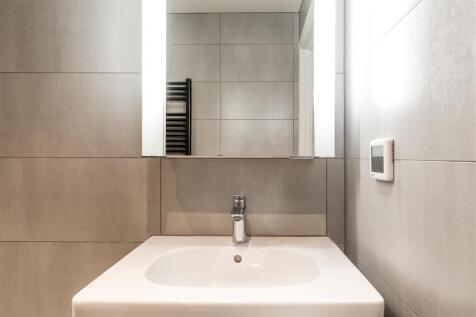 CHEQUERS LANE, CROWN HOUSE, FLAT 5 (9).jpg