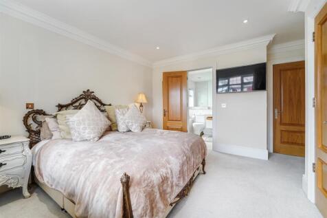 PINE HILL, 9, THORNHILL HOUSE (20).jpg