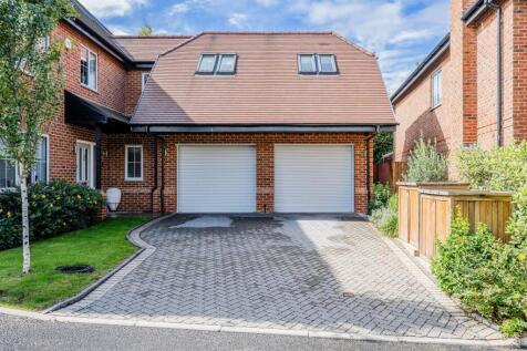 CAVERSHAM CLOSE, 5 (2).jpg