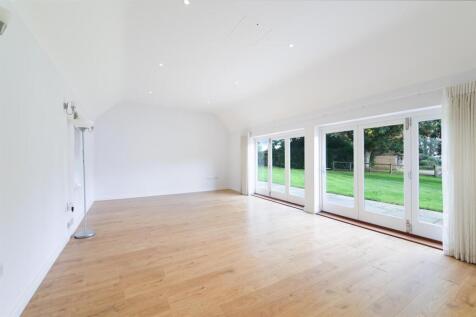 ELMORE ROAD, GLEBE COTTAGE- (5).jpg