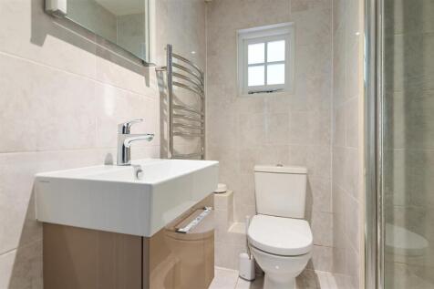 ELMORE ROAD, GLEBE COTTAGE- (11).jpg