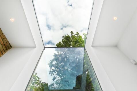 1249733894 - 43 Green Curve, SM7 - 85.jpg