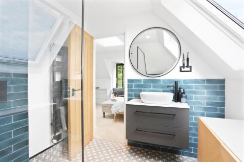 1249733894 - 43 Green Curve, SM7 - 27.jpg