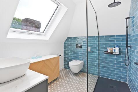 1249733894 - 43 Green Curve, SM7 - 26.jpg