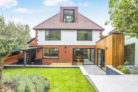 1249733894 - 43 Green Curve, SM7 - 54.jpg