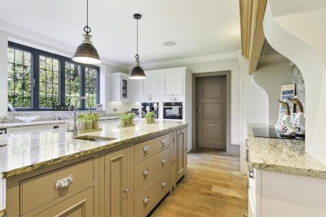 WOODCOTE PARK, 12C- (31).jpg