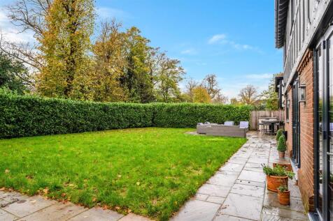 WOODCOTE PARK, 12C- (48).jpg