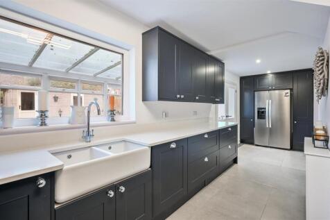 ATROBUS CLOSE, 1- (19).jpg