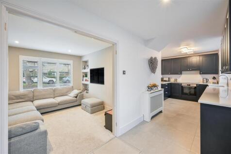 ATROBUS CLOSE, 1- (20).jpg