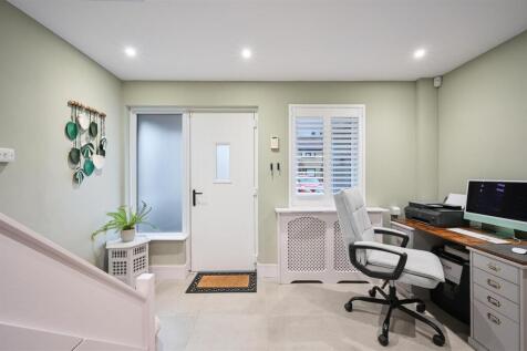 ATROBUS CLOSE, 1- (32).jpg